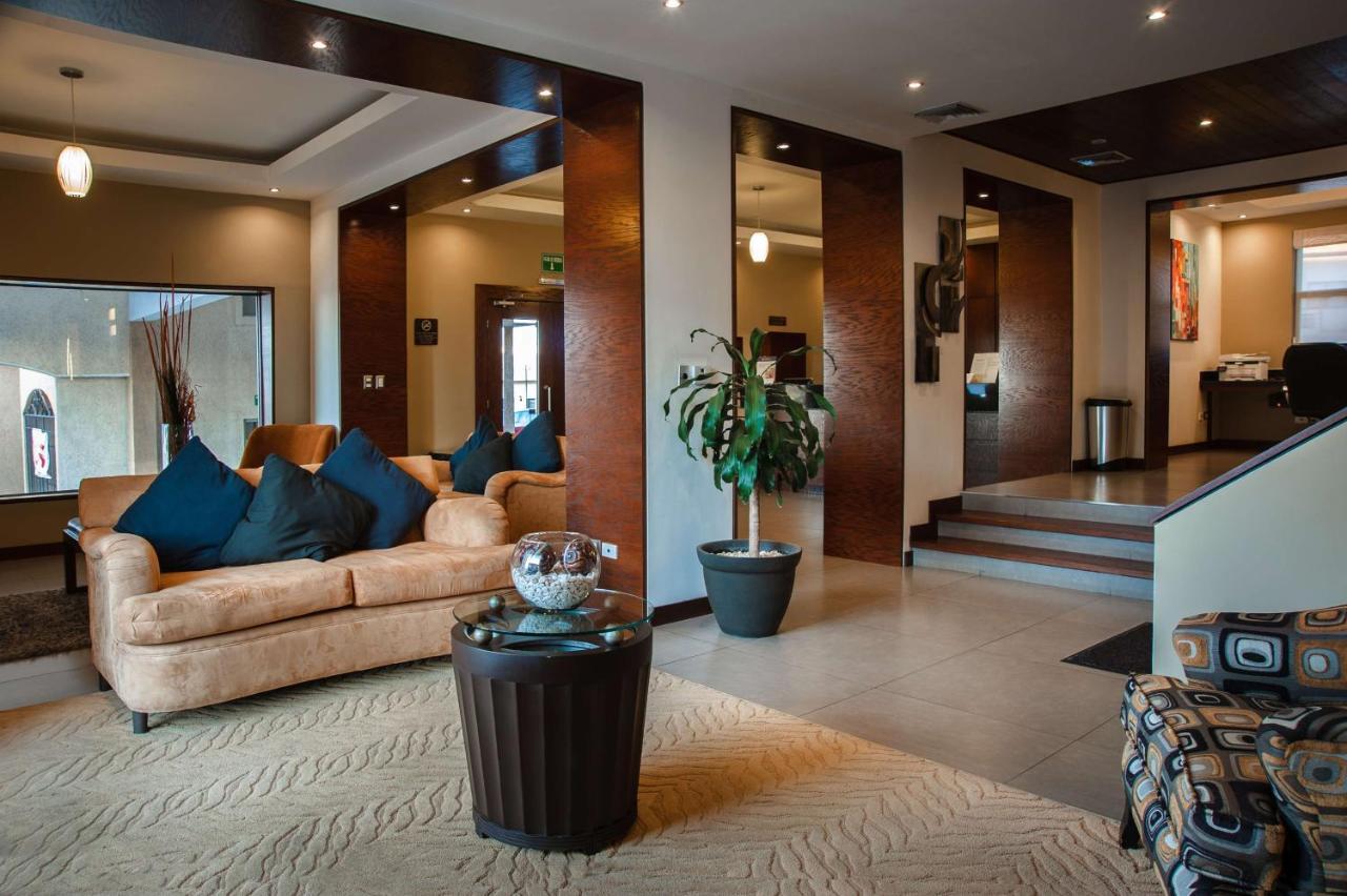 Best Western Cumbres Inn Cd. Cuauhtemoc Экстерьер фото