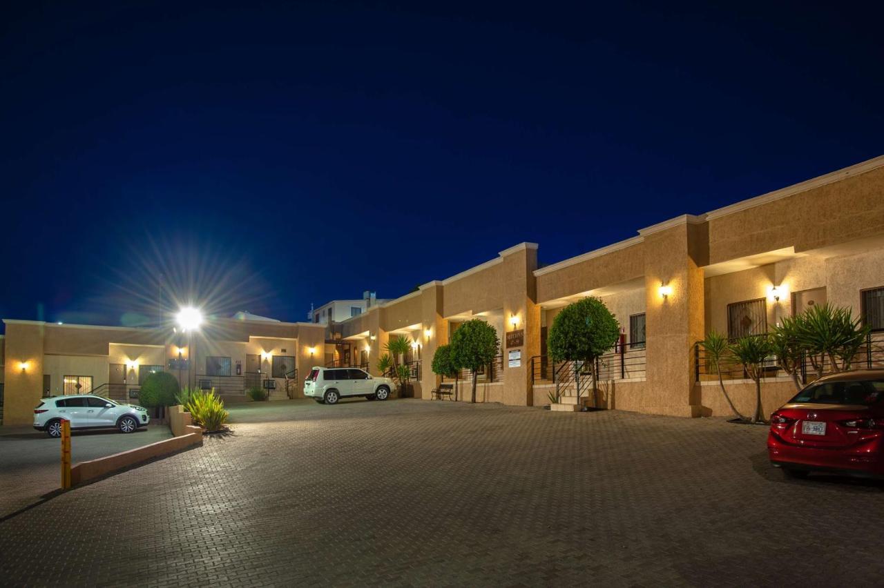Best Western Cumbres Inn Cd. Cuauhtemoc Экстерьер фото