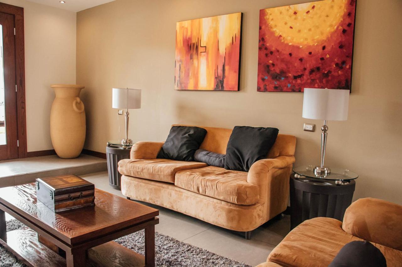 Best Western Cumbres Inn Cd. Cuauhtemoc Экстерьер фото